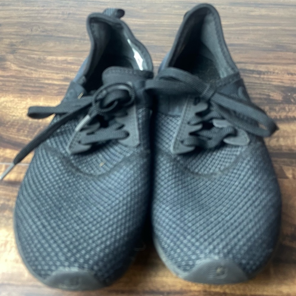 New Balance Nergize Black Trainer Sneaker Size 9.5